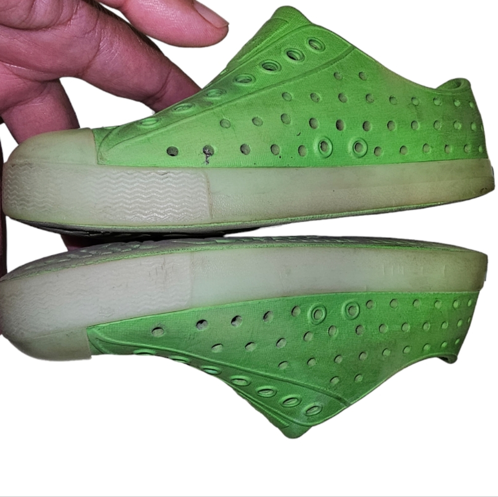 Native Shoes - Picture 7 of 7